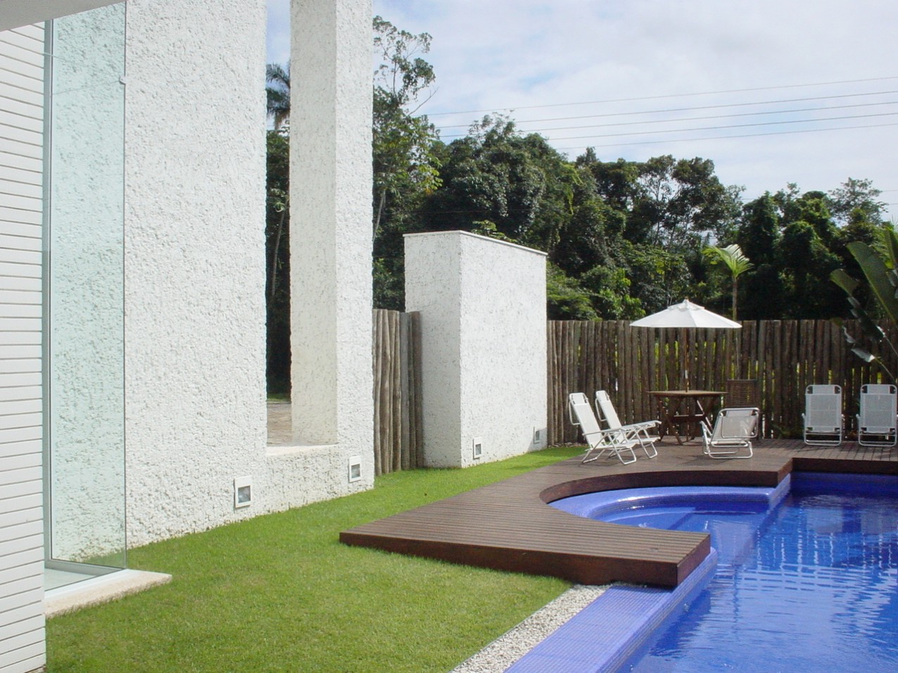 Obra residencial Riviera Sao Lourenco - Piscina